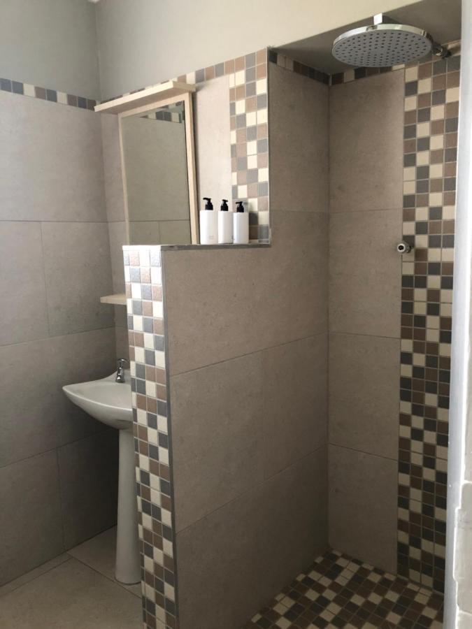 Rueby'S Guesthouse Дюлстром Екстер'єр фото